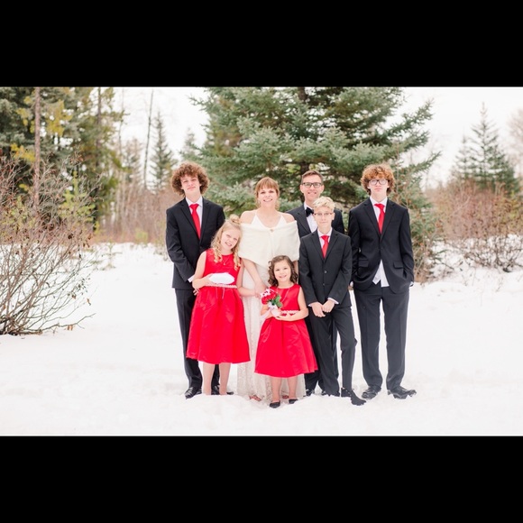 Meet your Posher, Amanda - Picture 4 of 4